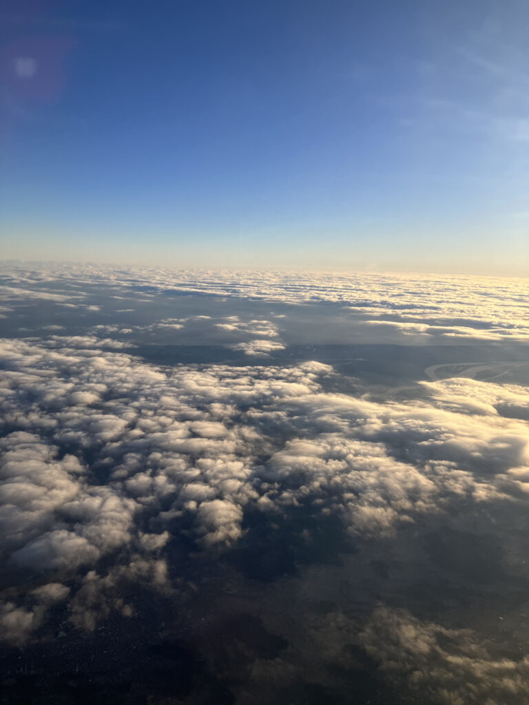 奄美上空